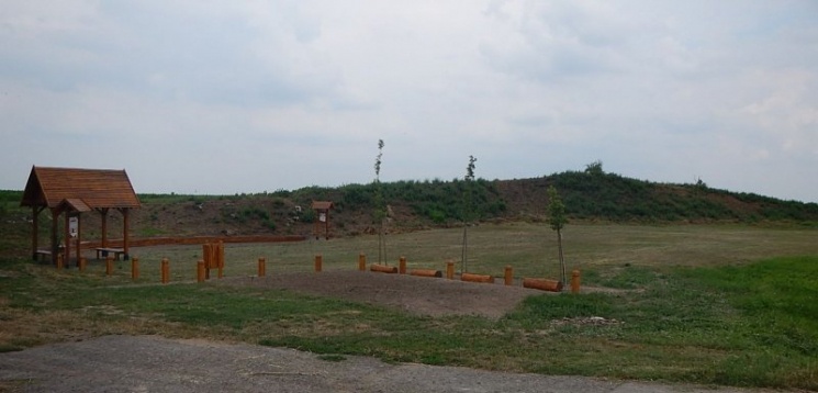 Dunatetétlen kirándulás a Csárda-halomhoz