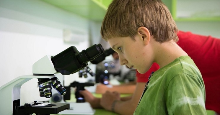 Agóra Tudományos Élményközpont programok 2026 Debrecen