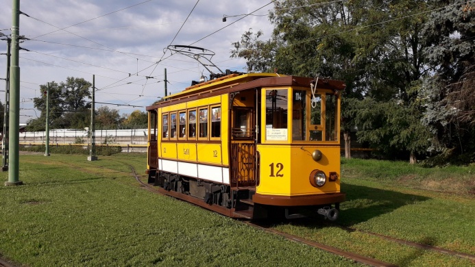 Nosztalgiajárat Szeged. Nosztalgia villamos és trolibusz járatok Szegeden