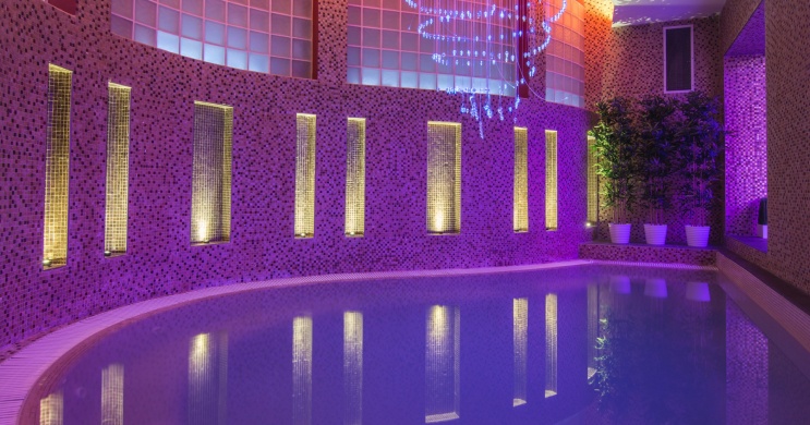 Tatai wellness szállás félpanziós ellátással és masszázskedvezménnyel a Kristály Imperial Hotelben