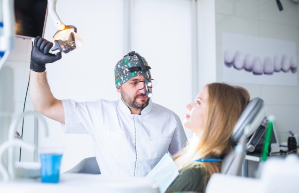 Hogyan készülnek a fogászati kerámia héjak?