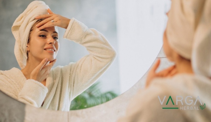 Pattanásos bőr kezelése: hatékony módszerek a tiszta arcbőrért