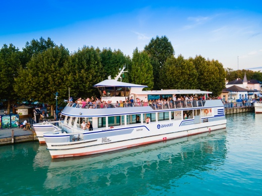 Rekordokkal zárta a BAHART a 176. hajózási főszezont a Balatonon