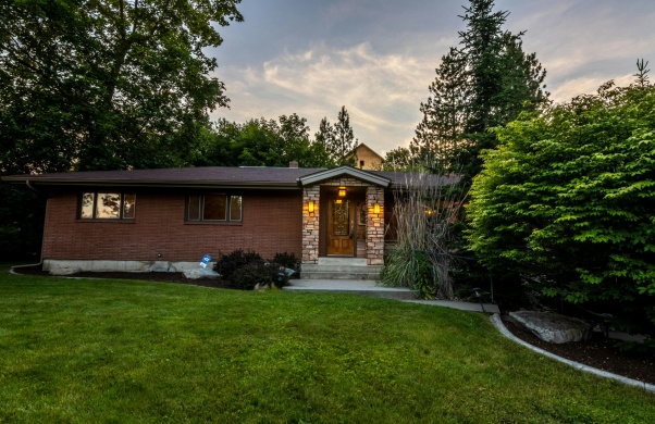 Így telepítsünk óriássziklákat a kertbe