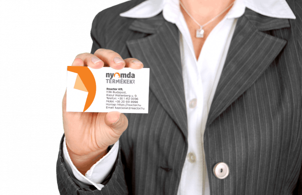 Miért maradt trendi napjainkban is a névjegykártya?