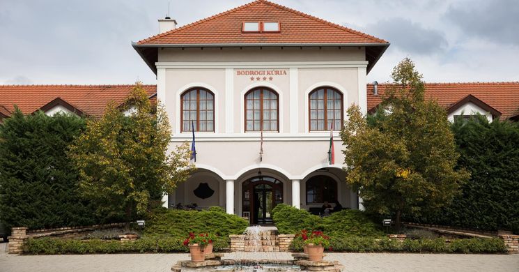 Bodrogi Kúria Étterem Inárcs