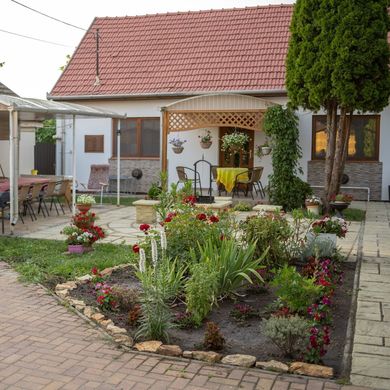 Rózsika Apartman Hajdúnánás