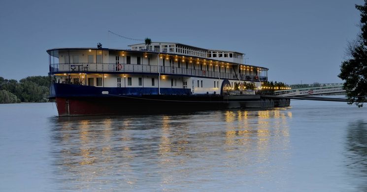 Aquamarina Hotel Rendezvényhajó Visegrád