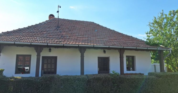 Kelepelő Porta Poroszló