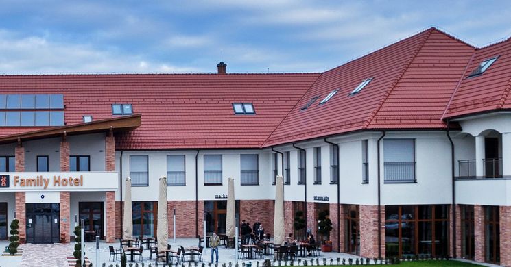 Family Hotel Balástya