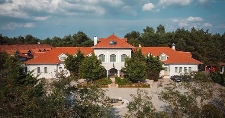 Bodrogi Kúria Wellness Hotel Étterem Inárcs