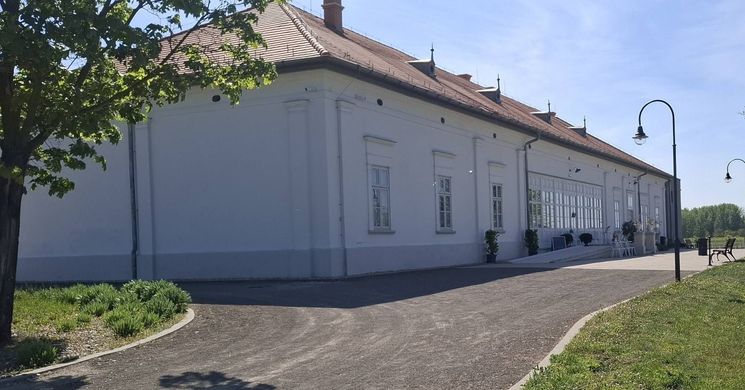 Baghy-Szinyei Merse Kúria Cserkeszőlő
