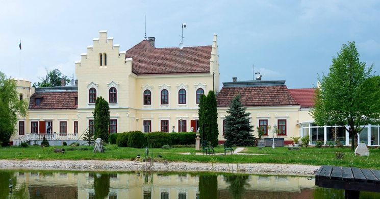 Pokvár Kastélyszálló Tét