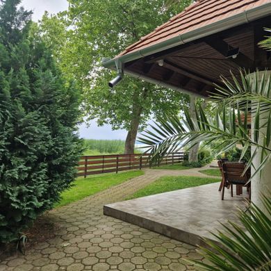 Platán Pihenőház Balatonboglár