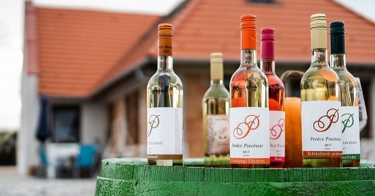 Petőcz Pincészet és Vendégház Ászár