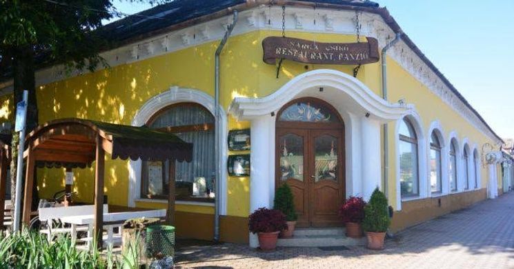 Sárga Csikó Étterem Panzió Bácsalmás