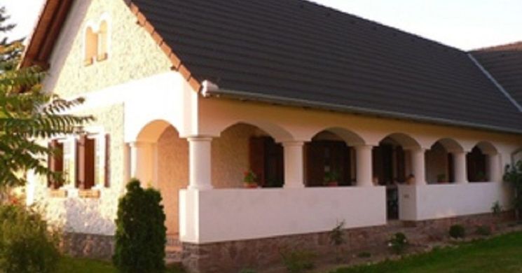 Csergehon Vendégház Balatonboglár
