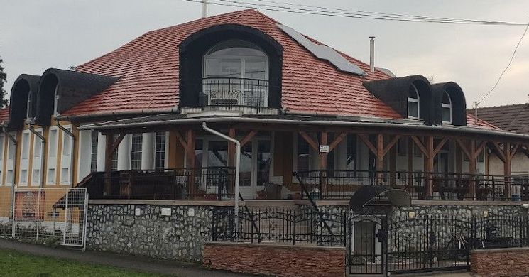 Borsodkapu Wellness Panzió Edelény