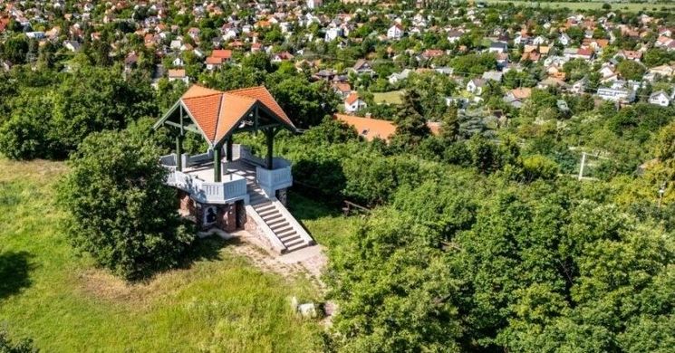 Óvári-kilátó Balatonalmádi