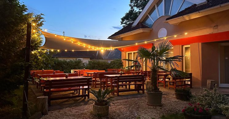 Csóbor Pincészet Agárd