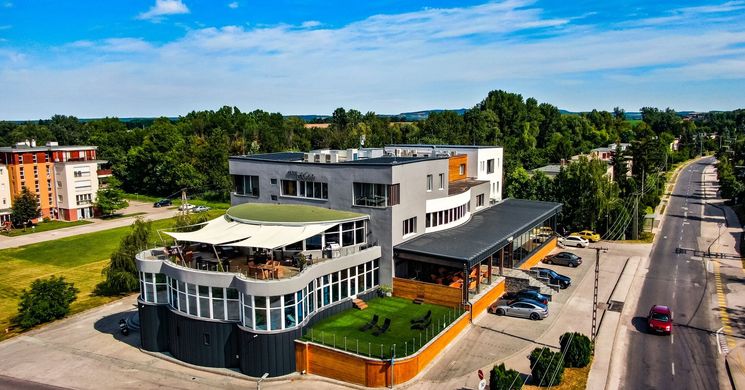 Hotel Kristály**** Ajka