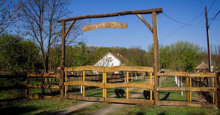 Lipi-Akácliget Vendégház Ófehértó