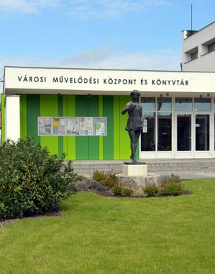 Városi Művelődési Központ és Könyvtár - Rétság 