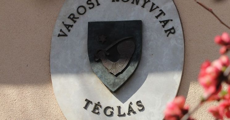  Téglási Városi Könyvtár és Művelődési Ház