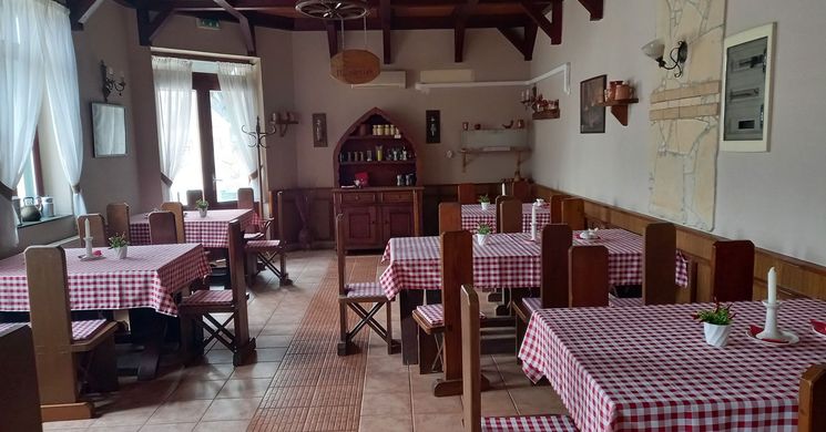 Szőlőskert - A haspártiak vendéglője Szombathely