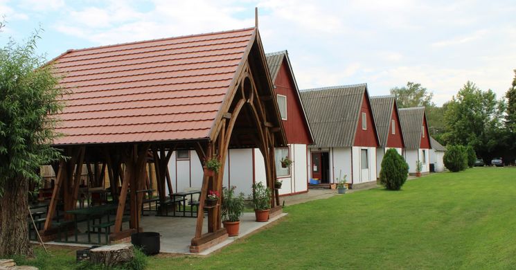Rencz Bungallows Fadd-Dombori