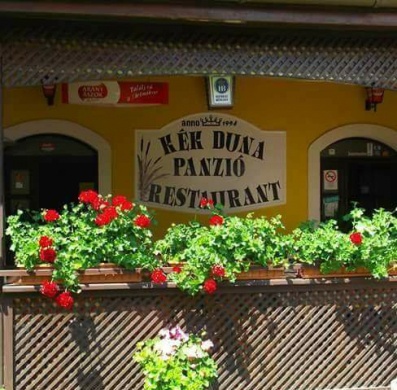 Kék Duna Panzió Étterem Lipót