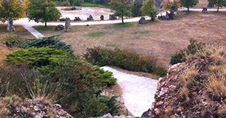 ELTE Tatai Geológus Kert – Természetvédelmi Terület és Szabadtéri Geológiai Múzeum