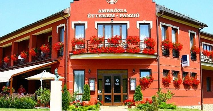 Ambrózia Étterem és Panzió*** Kazincbarcika
