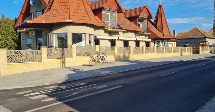 Sarokház Étterem Ócsa