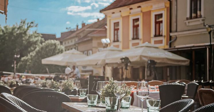 Petrényi Borbank Eger