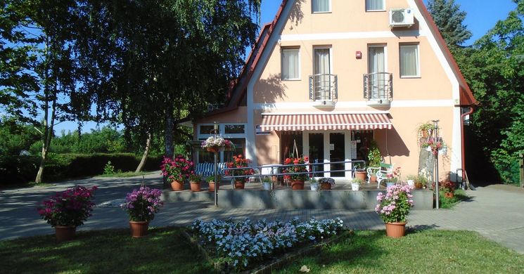 Gyopár Panzió Orosháza- Gyopárosfürdő