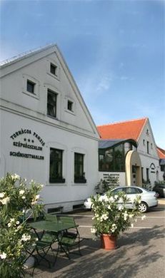 Tornácos Panzió Étterem Hegykő