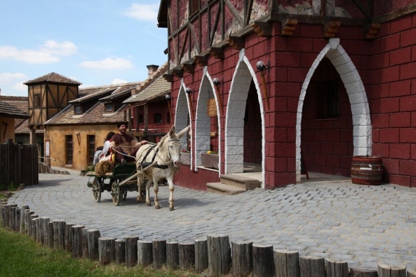 Fogadó a Fehér Hattyúhoz Bikal