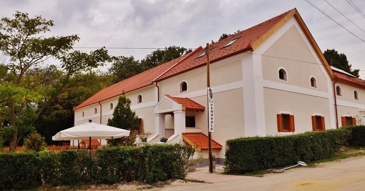 Bak Vendéglő Gyulakeszi