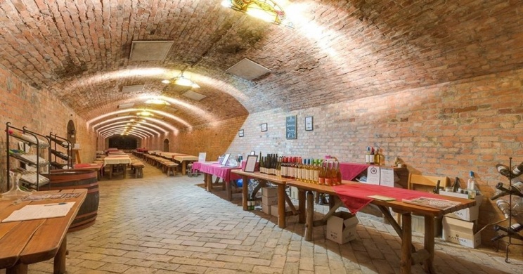 Katona Borház - Balatonboglári pince