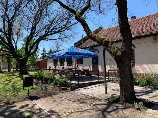 Hársfa Presszó Borsodivánka