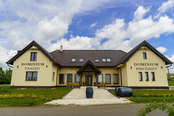 Dominium Pincészet és Panzió Gyöngyös