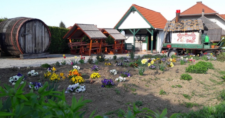 Effenpergel Családi Pincészet - Effendy-Vin Balatonederics