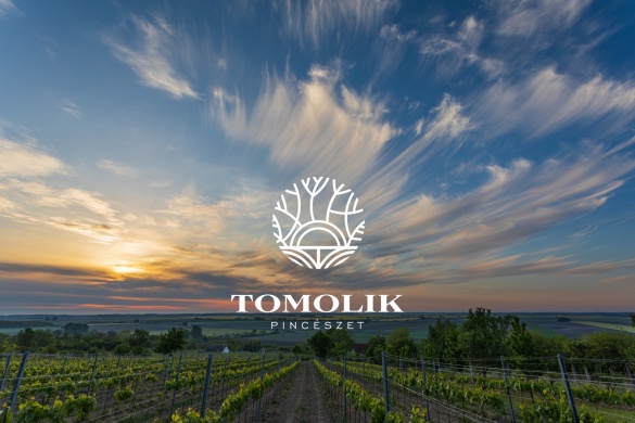 Tomolik Pincészet Bölcske