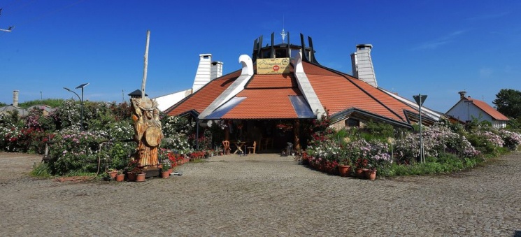 Virágoskúti Rózsakert Biocsárda Balmazújváros