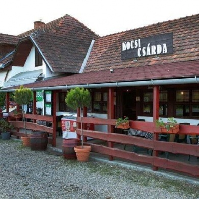 Kocsi Csárda Gasztony