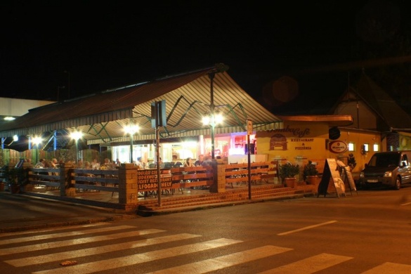 Gomba Café étterem & pizzéria Balatonfenyves