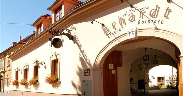 Erhardt Étterem és Panzió Sopron