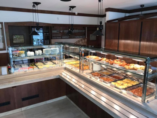 Pingvin Étterem Komárom