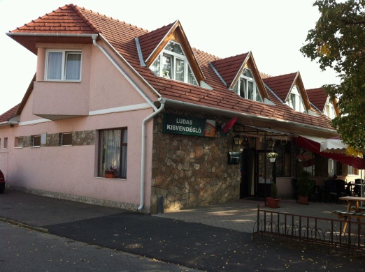 Ludas Kisvendéglő és Fogadó Nagyalásony